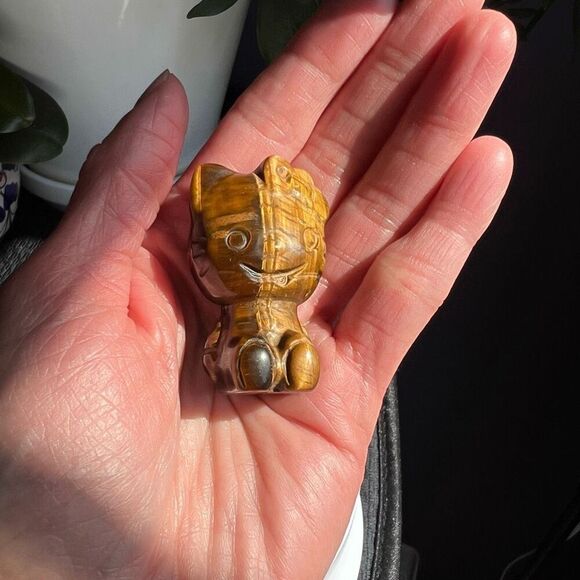Hello Kitty Tiger Eye‎ Crystal Carving - Picture 2 of 13